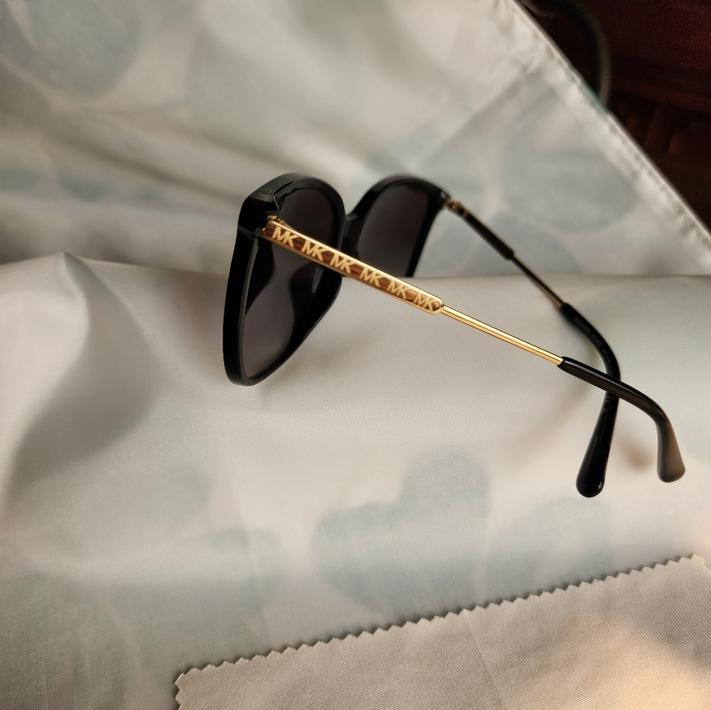 Michael Kors Sunglasses - Picture 4 of 9